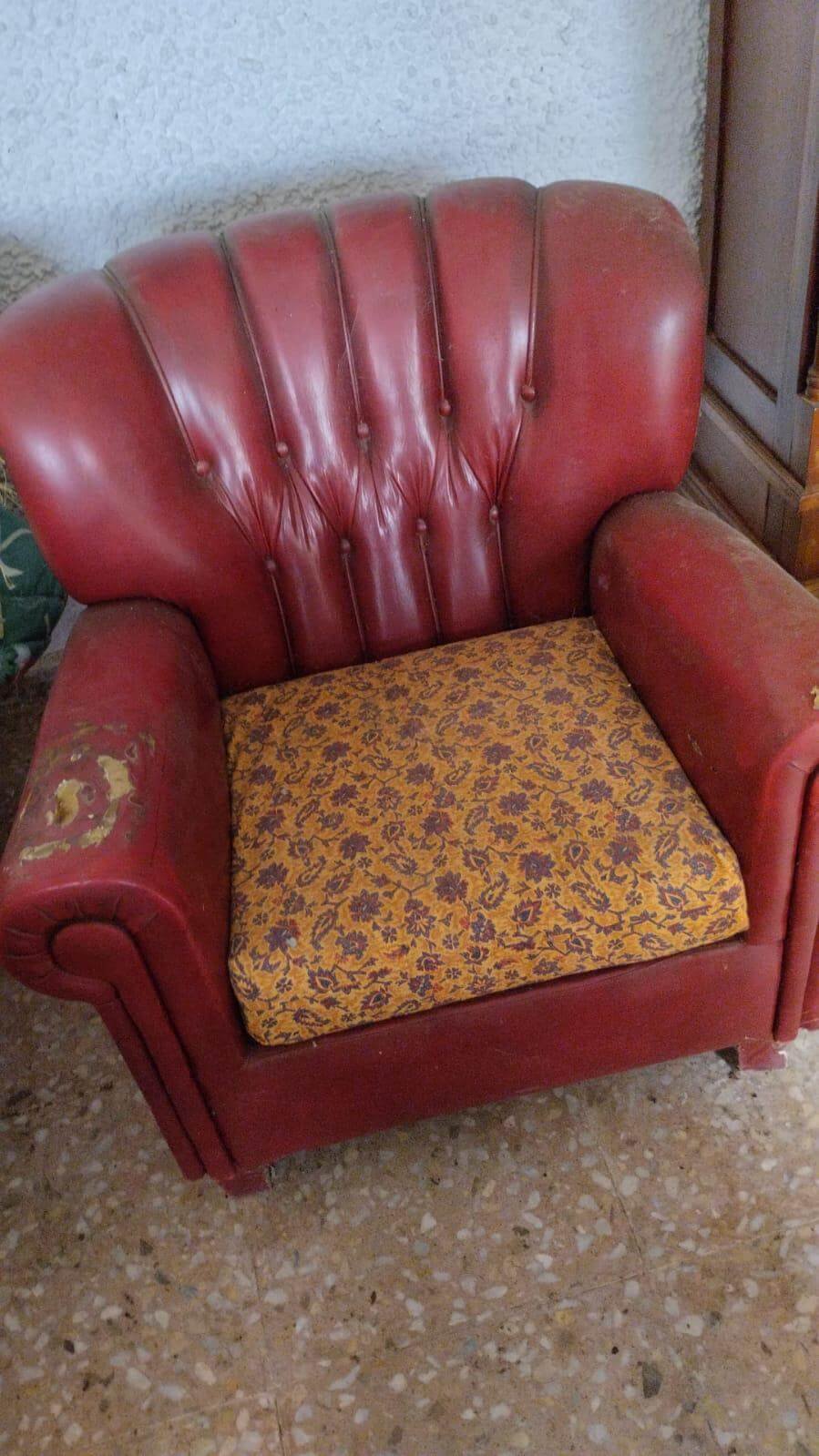 Sillón viejo antes de la restauración